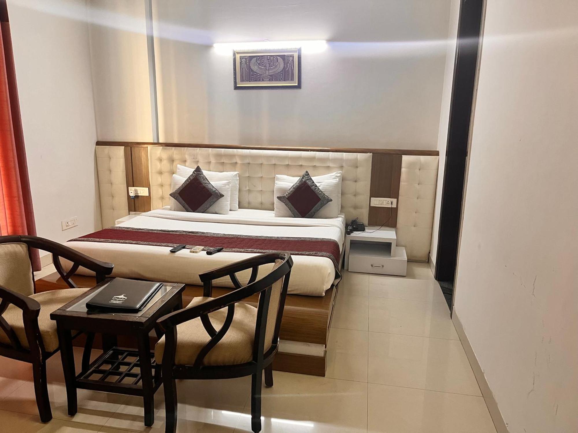 Gazebo Inn & Suites Medanta Gurgaon Exteriör bild