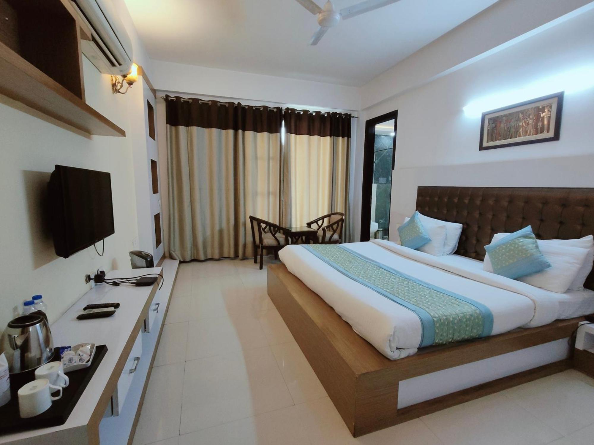 Gazebo Inn & Suites Medanta Gurgaon Exteriör bild