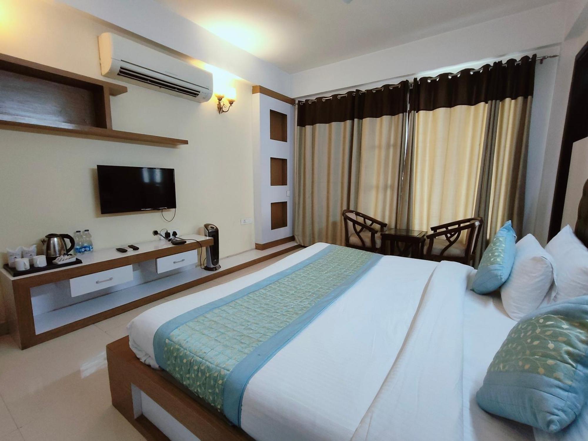 Gazebo Inn & Suites Medanta Gurgaon Exteriör bild