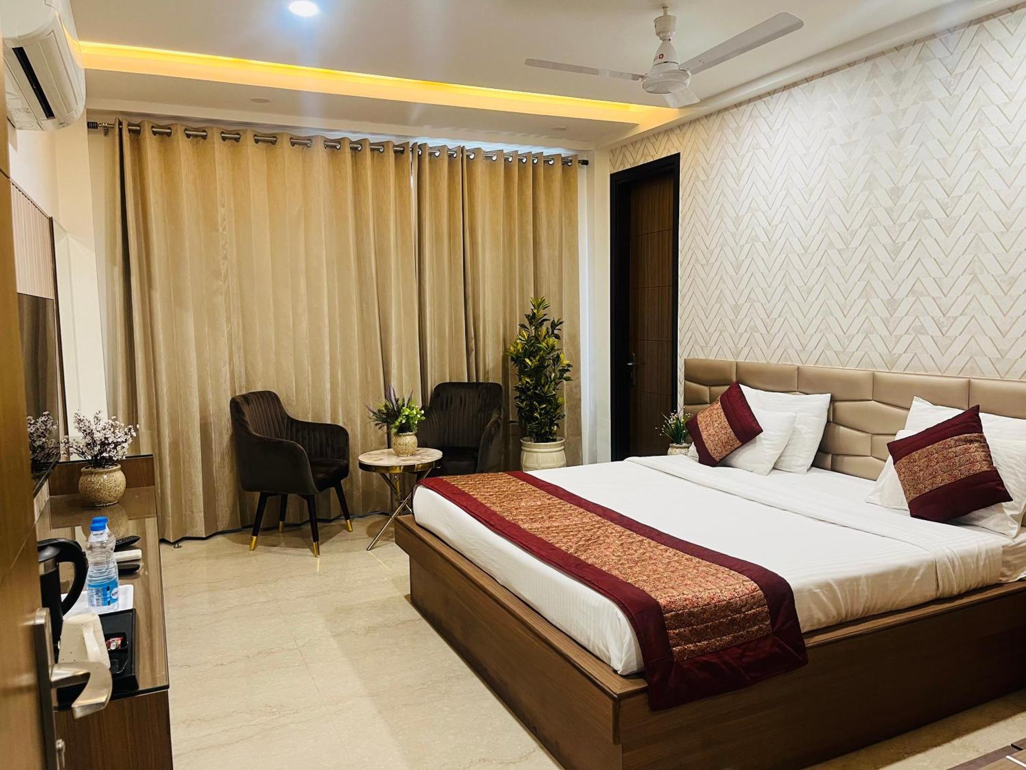 Gazebo Inn & Suites Medanta Gurgaon Exteriör bild