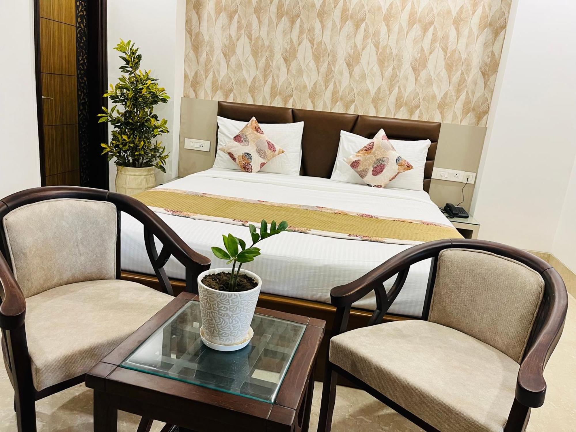 Gazebo Inn & Suites Medanta Gurgaon Exteriör bild